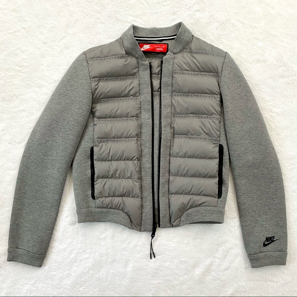 NWOT Grey Nike Zip Up Jacket